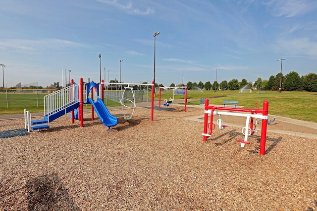 1925 Shenandoah Ct Unit G, Plymouth, MN 55447 - view of communal playground