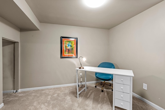 3812 Elliot Ave, Minneapolis, MN 55407 - carpeted office with baseboards