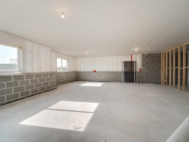 967 206th Ave NW, Oak Grove, MN 55011 - below grade area with concrete block wall