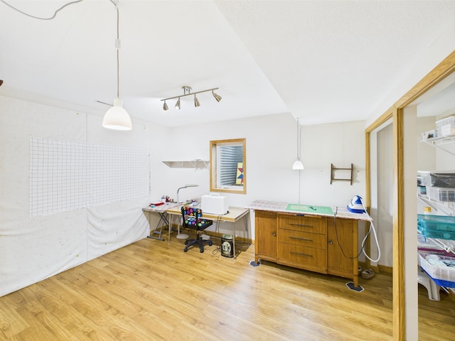 625 7th St NW, Richmond, MN 56368 - office with light wood-style floors