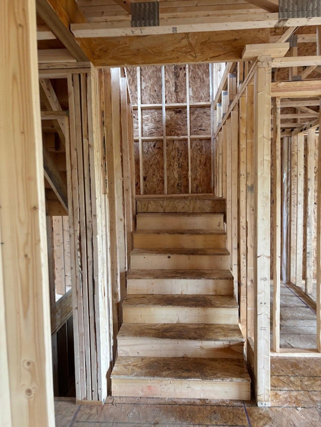 7451 Agate Trl, Inver Grove Heights, MN 55077 - view of staircase