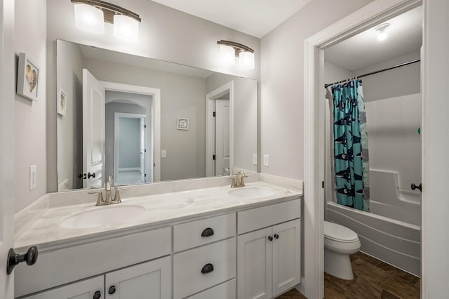 1206 Rosemary Ln, Chaska, MN 55318 - full bath with toilet, double vanity, and shower / tub combo