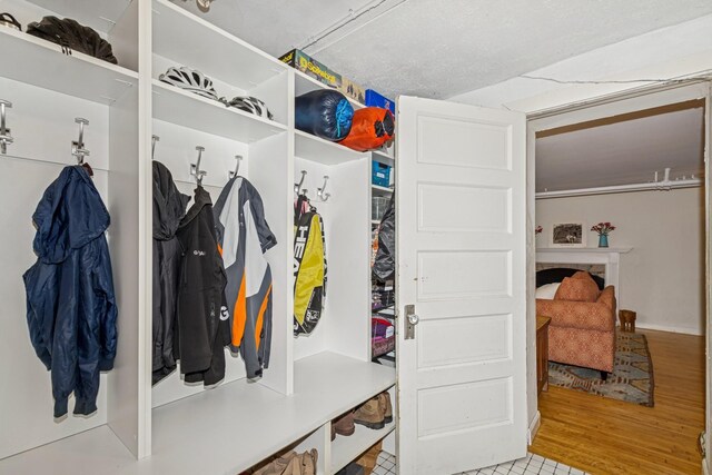 5319 Upton Ave S, Minneapolis, MN 55410 - mudroom featuring light wood finished floors