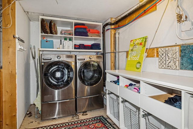 5319 Upton Ave S, Minneapolis, MN 55410 - washroom featuring independent washer and dryer