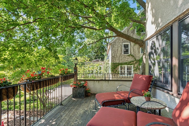 5319 Upton Ave S, Minneapolis, MN 55410 - view of wooden terrace