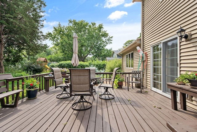2168 Southwood Dr, White Bear Lake, MN 55110 - deck with outdoor dining area