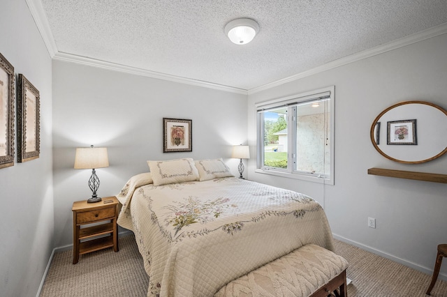 2600 Parkview Ct, White Bear Twp, MN 55110 - bedroom with carpet floors, baseboards, crown molding, and a textured ceiling