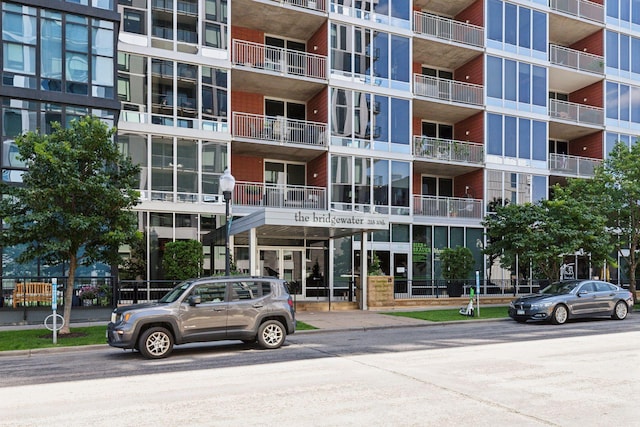 215 10th Ave S Unit 312, Minneapolis, MN 55415 - view of apartment building / complex