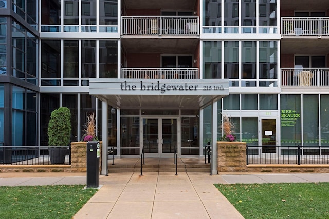 215 10th Ave S Unit 312, Minneapolis, MN 55415 - view of building exterior