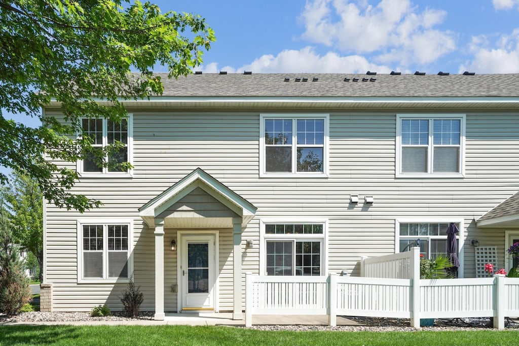 1510 Liberty Cir, Shakopee, MN 55379 - photo 1