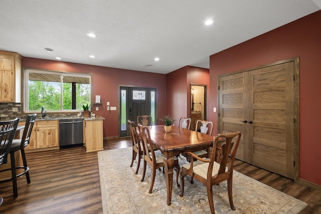 7410 313th Ave NE, North Branch Twp, MN 55056 - dining room featuring dark wood-style floors, recessed lighting, and baseboards
