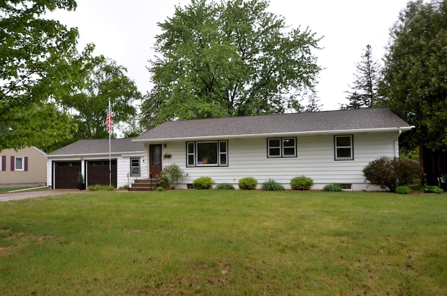 415 Hubbard Ave N, Litchfield, MN 55355 - ranch-style house featuring a garage, driveway, and a front lawn