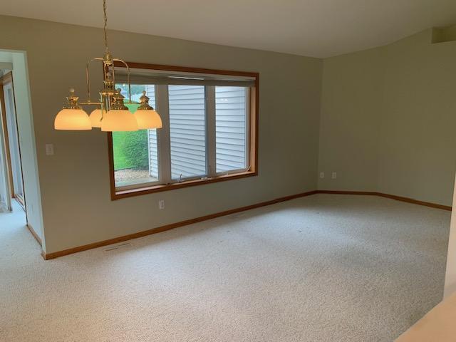 1539 Carleton Dr, Hastings, MN 55033 - photo 12