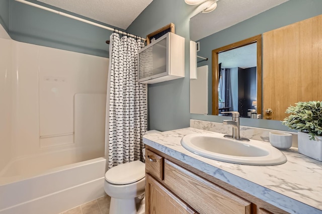 220 Maverick Ave, Elko New Market, MN 55054 - full bath featuring vanity, shower / bath combo, a textured ceiling, and tile patterned flooring