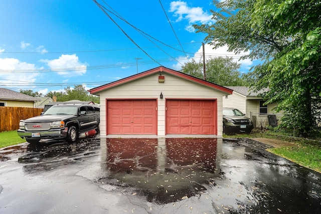 1221 43rd Ave NE, Columbia Heights, MN 55421 - view of detached garage