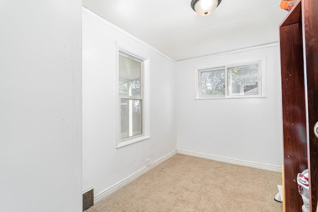 4037 42nd Ave S, Minneapolis, MN 55406 - carpeted empty room featuring baseboards