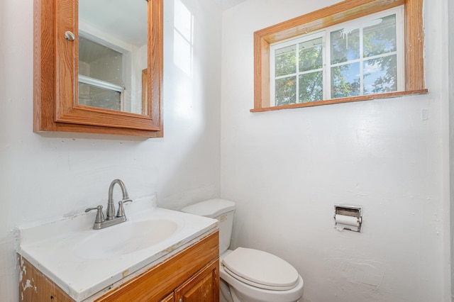 4037 42nd Ave S, Minneapolis, MN 55406 - half bathroom with toilet and vanity