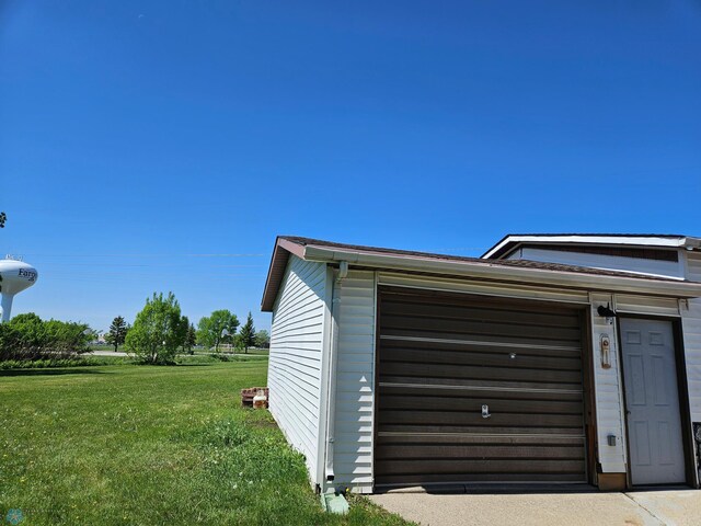 4732 San Juan Dr, Fargo, ND 58103 - view of garage