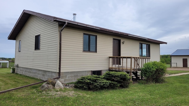 3454 44th Ave SW, Pine River, MN 56474 - view of front of home featuring a front yard and a deck