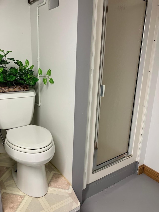 903 2nd St, Princeton, MN 55371 - bathroom featuring toilet