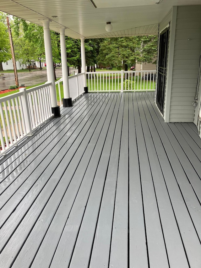 903 2nd St, Princeton, MN 55371 - view of wooden porch