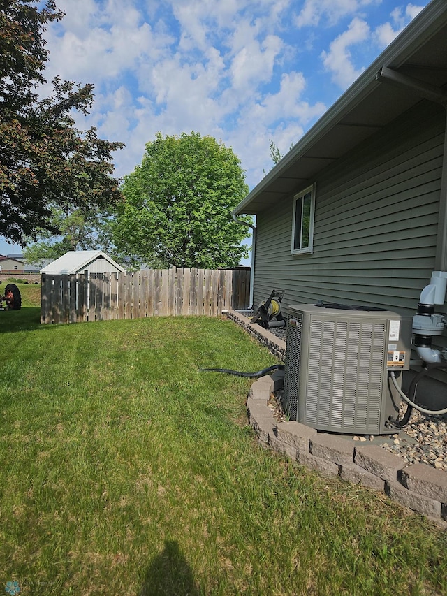 2904 17th Ave S, Moorhead, MN 56560 - view of yard with central AC unit