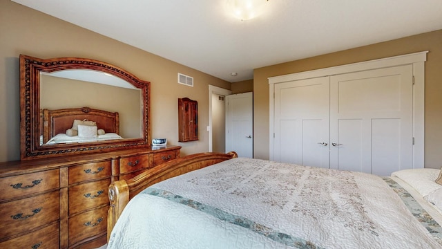 1829 Traders Point Ln SW, Rochester, MN 55902 - bedroom featuring a closet