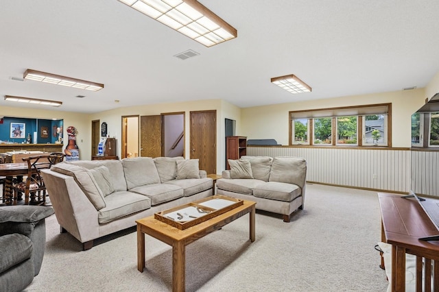 656 Mina Ct, Mahtomedi, MN 55082 - living room featuring light carpet