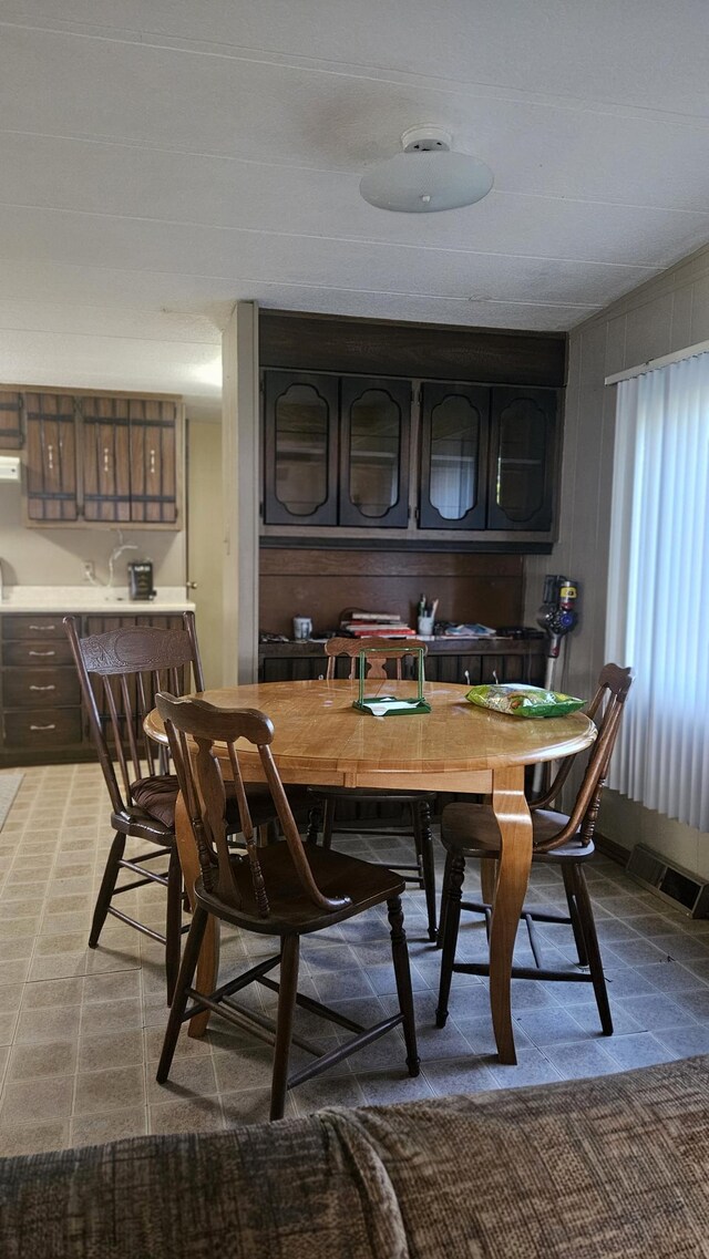 33798 Shady Oak Dr, Foster Twp, MN 56225 - view of dining area