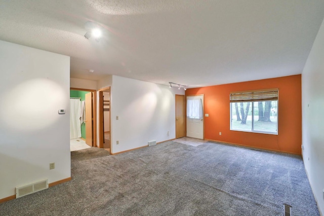 18917 Hartley Lake Rd, Brainerd, MN 56401 - empty room featuring carpet flooring and baseboards