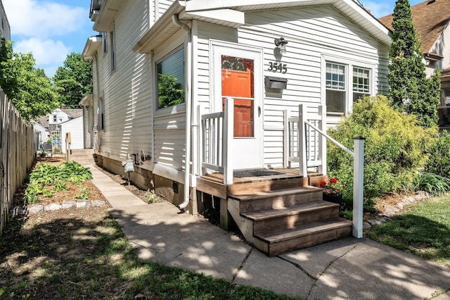 3545 Minnehaha Ave, Minneapolis, MN 55406 - view of front of house with crawl space