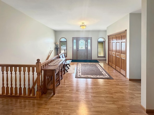 16 Pheasant Dr, Mason Twp, MN 56172 - foyer with wood finished floors and baseboards