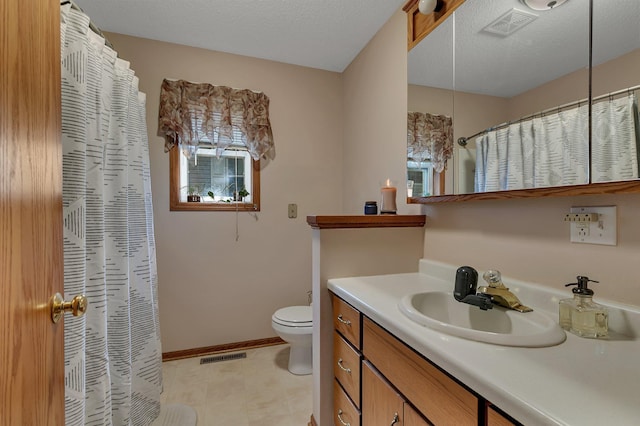 215 Main St E, Freeport, MN 56331 - bathroom featuring vanity, toilet, baseboards, and a shower with curtain