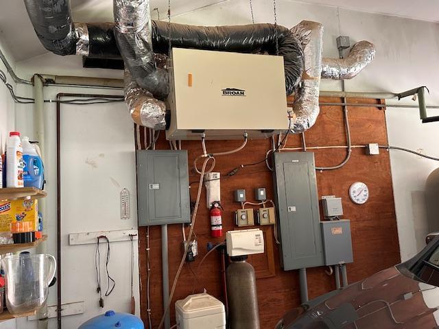 6563 Sandy Ln, Biwabik Twp, MN 55741 - utility room with electric panel