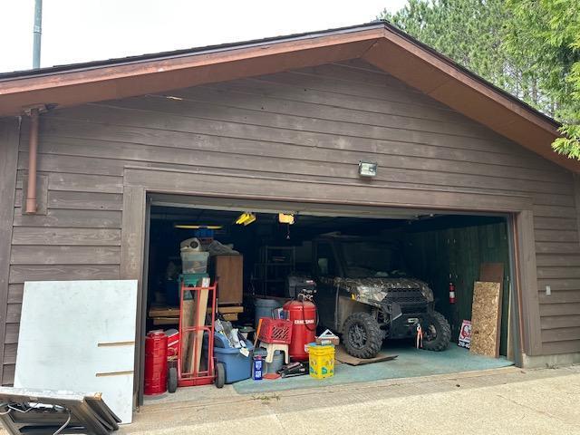 6563 Sandy Ln, Biwabik Twp, MN 55741 - view of garage
