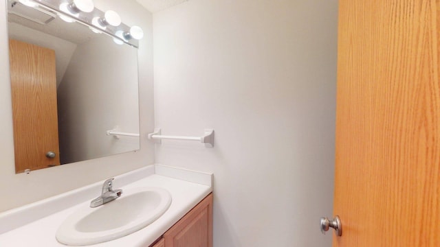 1904 Greenview Pl SW, Rochester, MN 55902 - bathroom with vanity