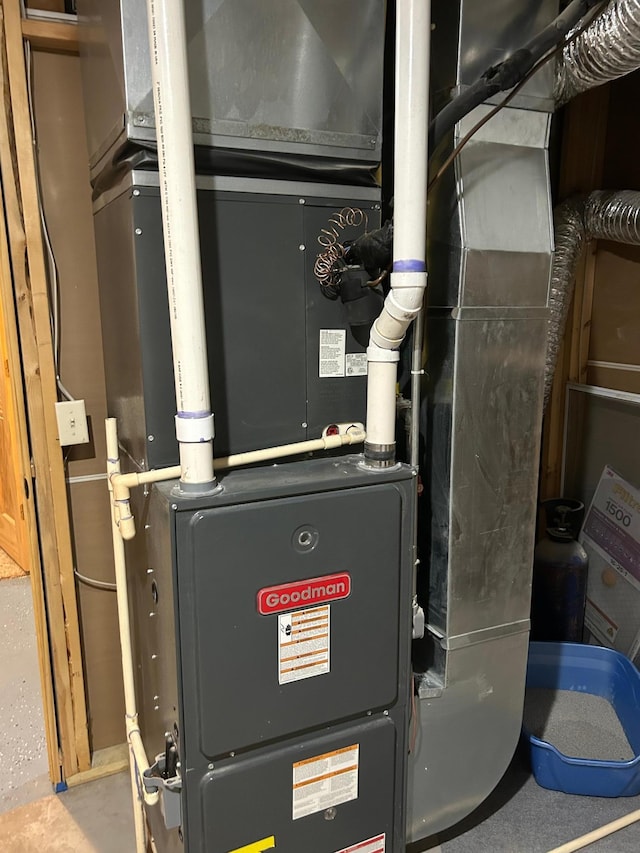 900 Pleasant Ave S, Park Rapids, MN 56470 - utilities featuring heating unit