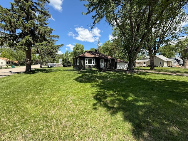 446 Darwin St, Litchfield, MN 55355 - view of grassy yard
