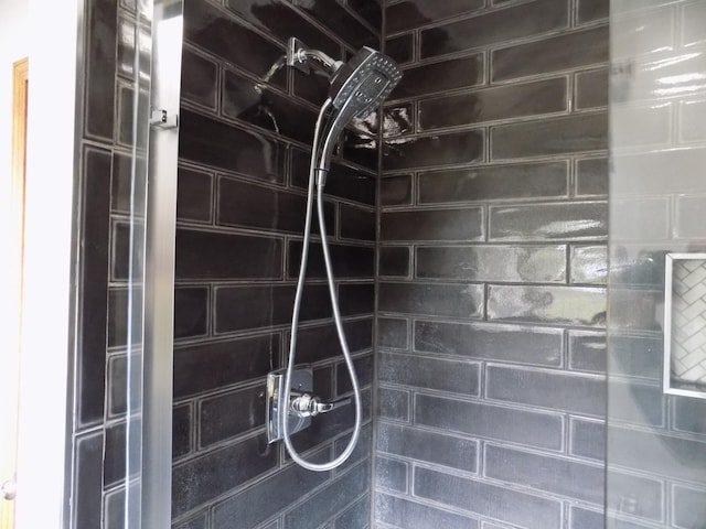 534 200th St, Cedar Twp, MN 56176 - bathroom view of tiled shower