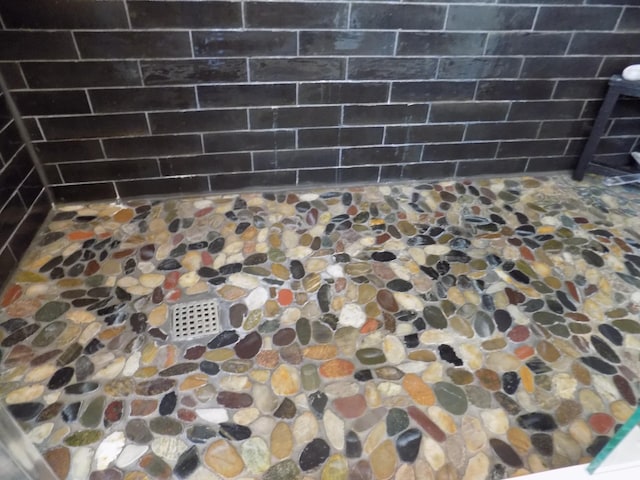 534 200th St, Cedar Twp, MN 56176 - bathroom view of tiled shower
