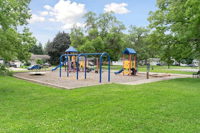 3732 Jersey Ave N, Crystal, MN 55427 - communal playground with a yard