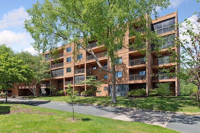 3300 Louisiana Ave S Unit 122, Saint Louis Park, MN 55426 - view of apartment building / complex
