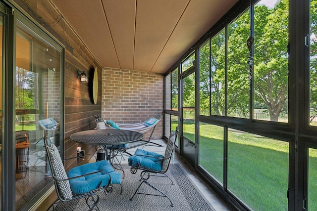3300 Louisiana Ave S Unit 122, Saint Louis Park, MN 55426 - sunroom featuring healthy amount of natural light