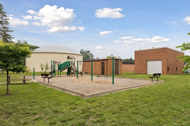 2904 Jersey Ave S, Saint Louis Park, MN 55426 - community jungle gym with a lawn