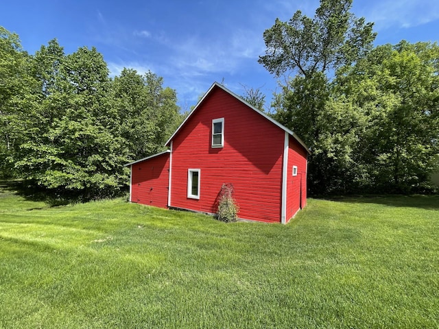 8048 Lake Ida Way NW, Alexandria, MN 56308 - view of side of home featuring a lawn