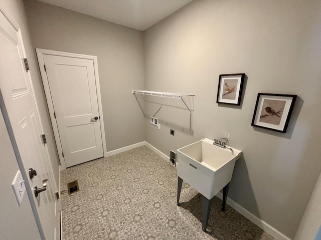 11798 5th St NE, Hanover, MN 55341 - laundry room with hookup for an electric dryer, baseboards, and hookup for a washing machine