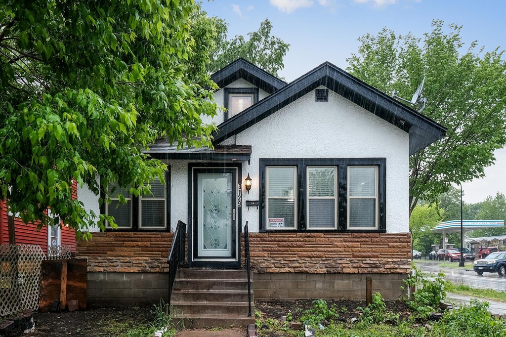 3129 Knox Ave N, Minneapolis, MN 55411 - photo 1