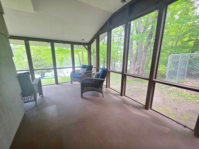 1331 9th St, Grand Rapids, MN 55744 - sunroom / solarium featuring lofted ceiling