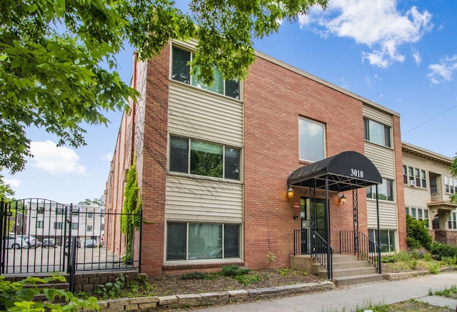 3018 Aldrich Ave S Unit 12, Minneapolis, MN 55408 - photo 1