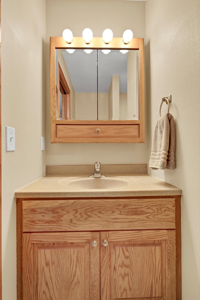 1426 Woodland Way, Lake City, MN 55041 - bathroom featuring vanity